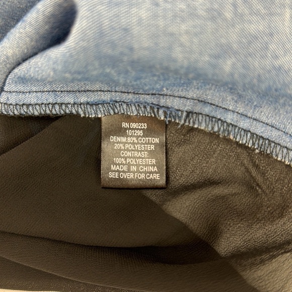 Nollie Contrast Chambray Denim Front Sheer Back Button Front Shirt Top L… - Picture 11 of 14